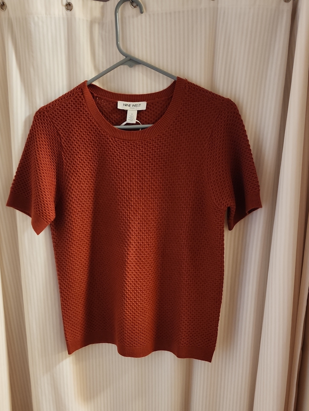 Nine West Women's Rust Textured Crewneck Sweater